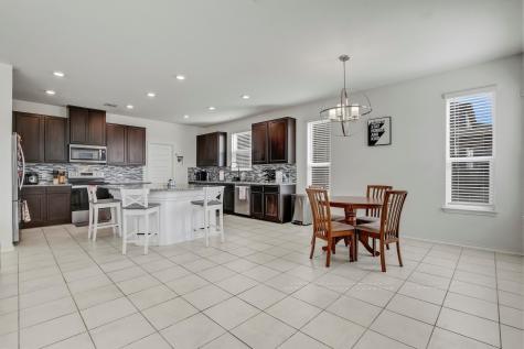 180 Outlaw Drive Jarrell TX 76537
