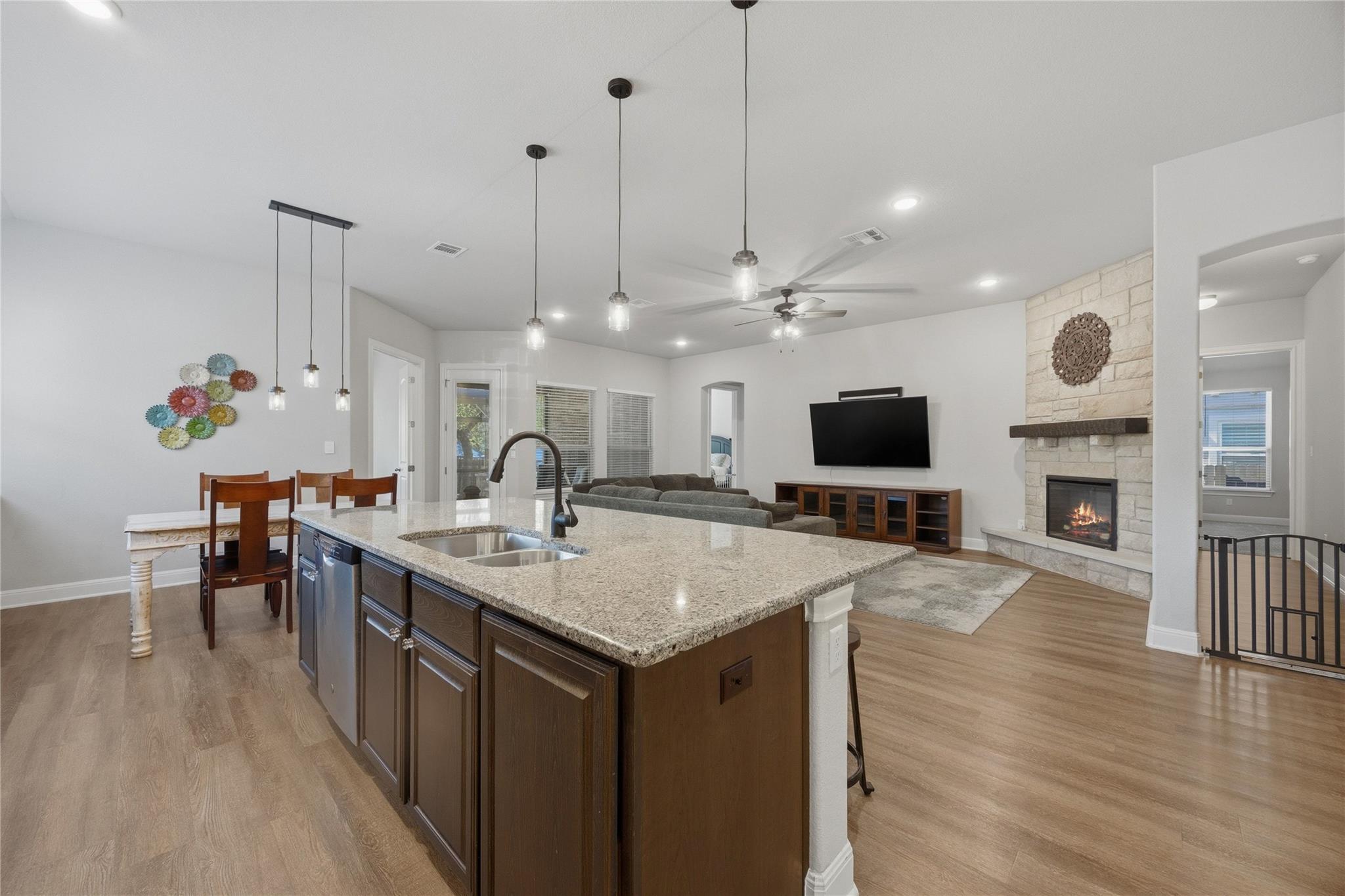 2905 Mossy Springs Drive Leander TX 78641
