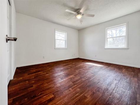 803 W 25th Street Cameron TX 76520