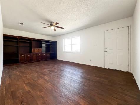 803 W 25th Street Cameron TX 76520