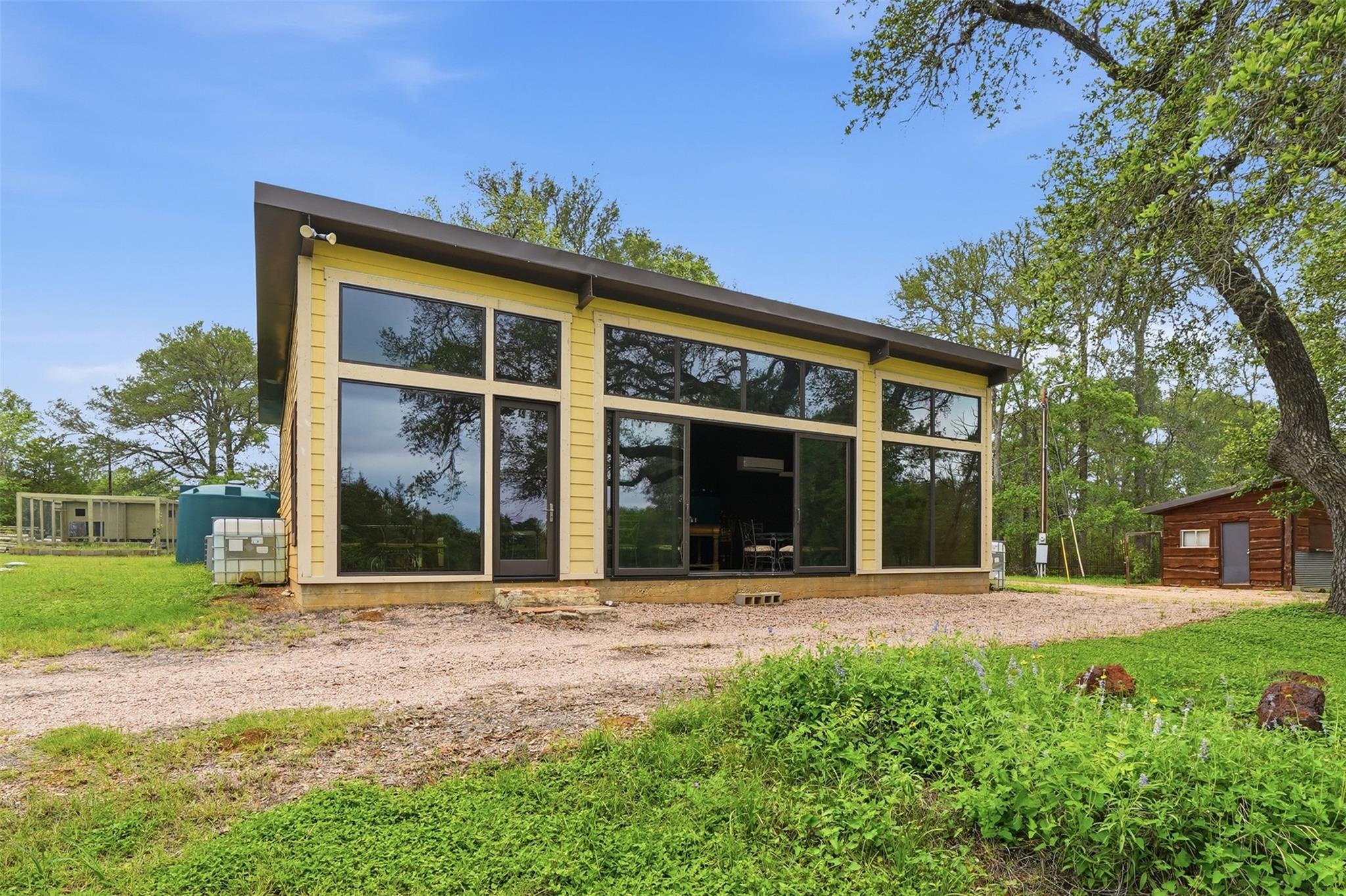 169 Ann Powell Road Smithville TX 78957