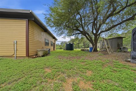 169 Ann Powell Road Smithville TX 78957