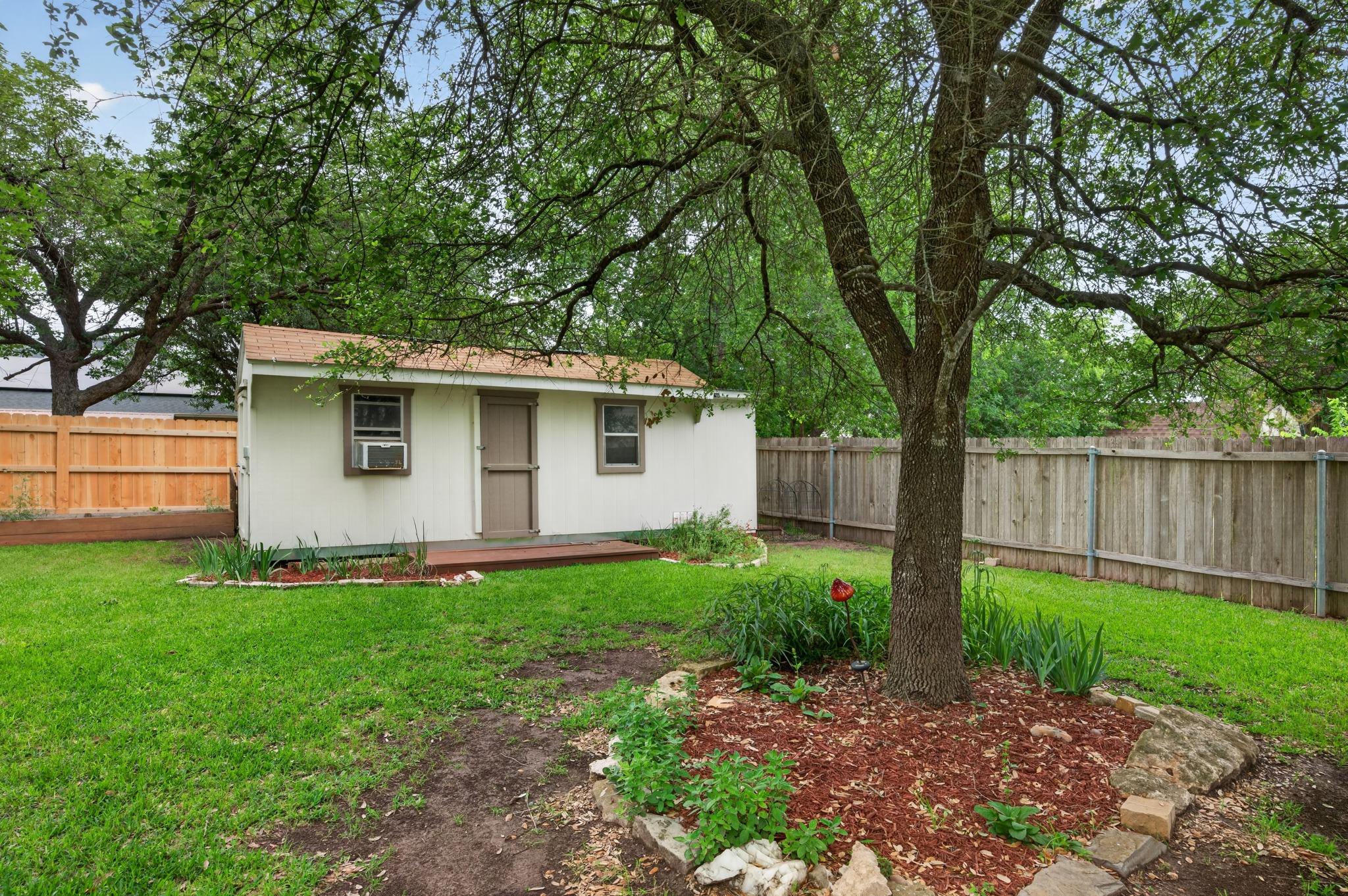 1200 Mountain View Drive Pflugerville TX 78660