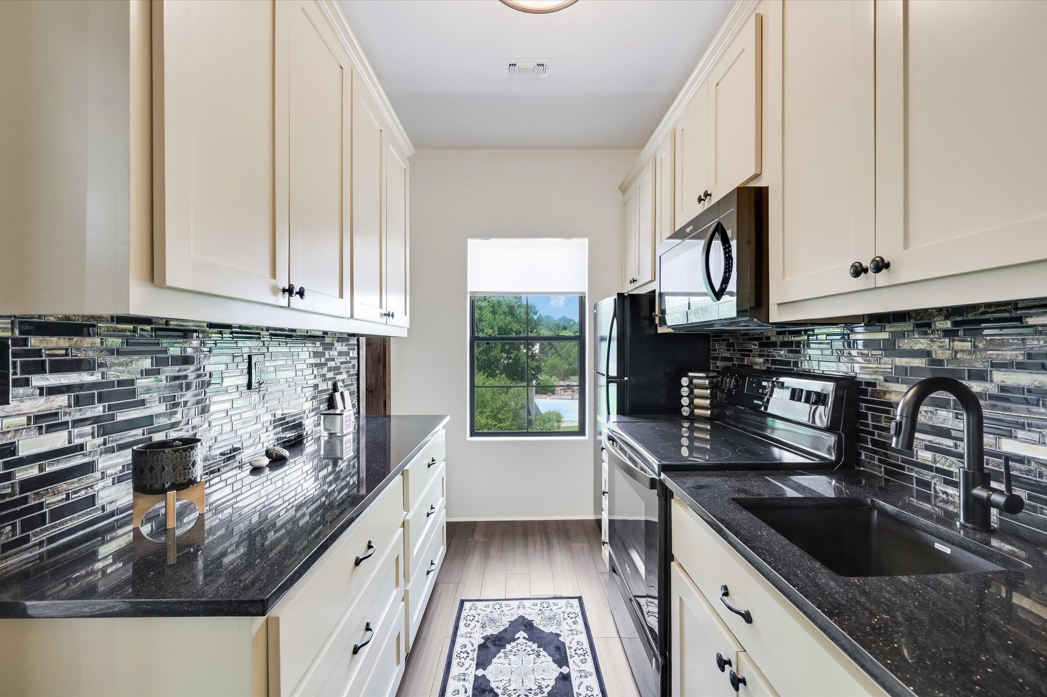 409 Turquoise Horseshoe Bay TX 78657