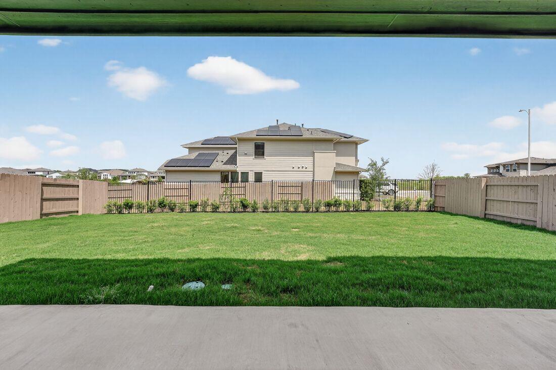9212 Flatbush Drive Austin TX 78744