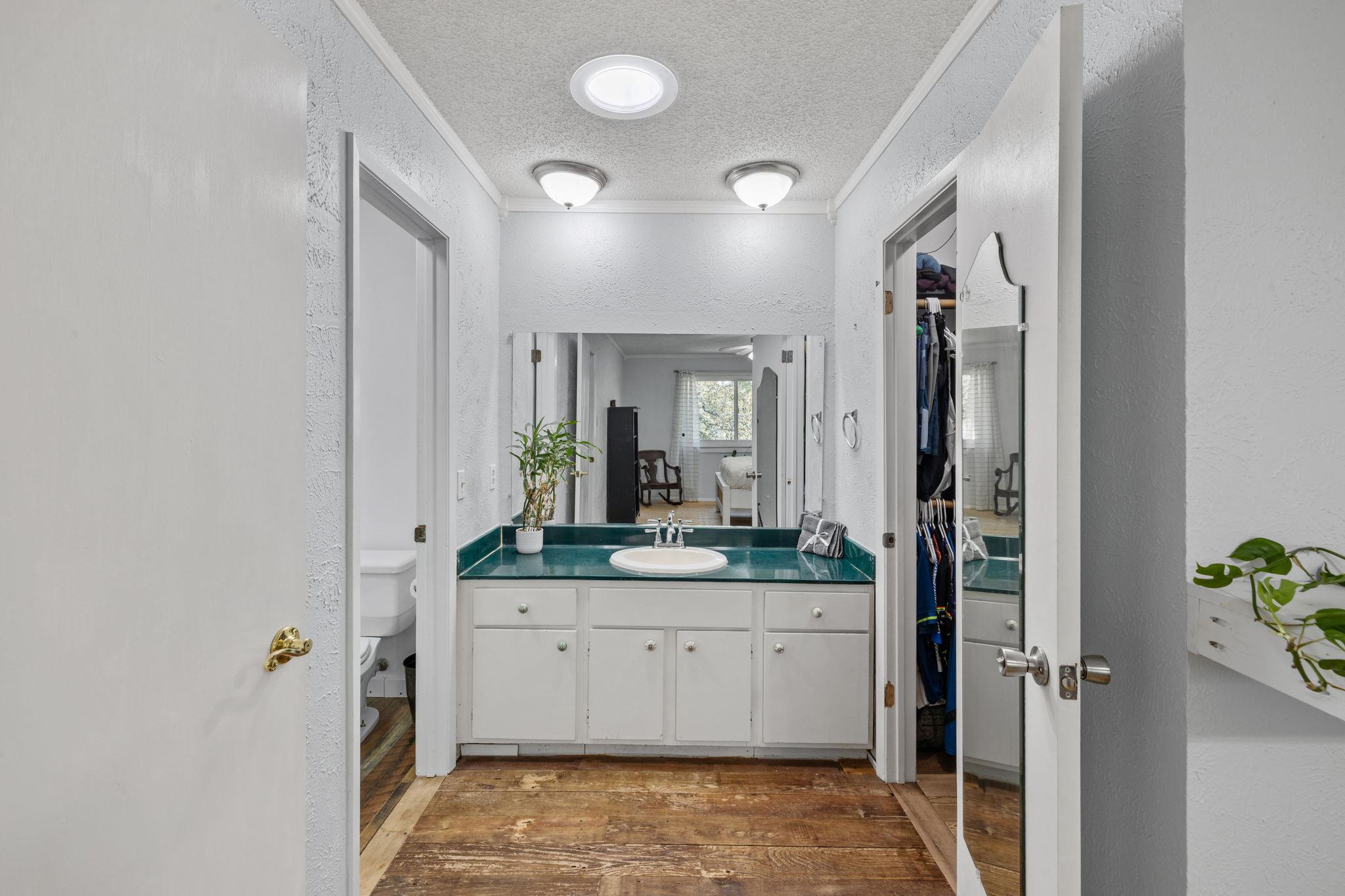 2715 Harleyhill Drive Austin TX 78745