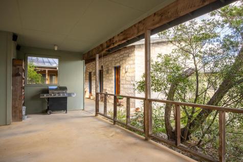 1401 Red Hawk Road Wimberley TX 78676