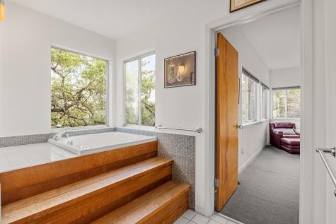 1401 Red Hawk Road Wimberley TX 78676