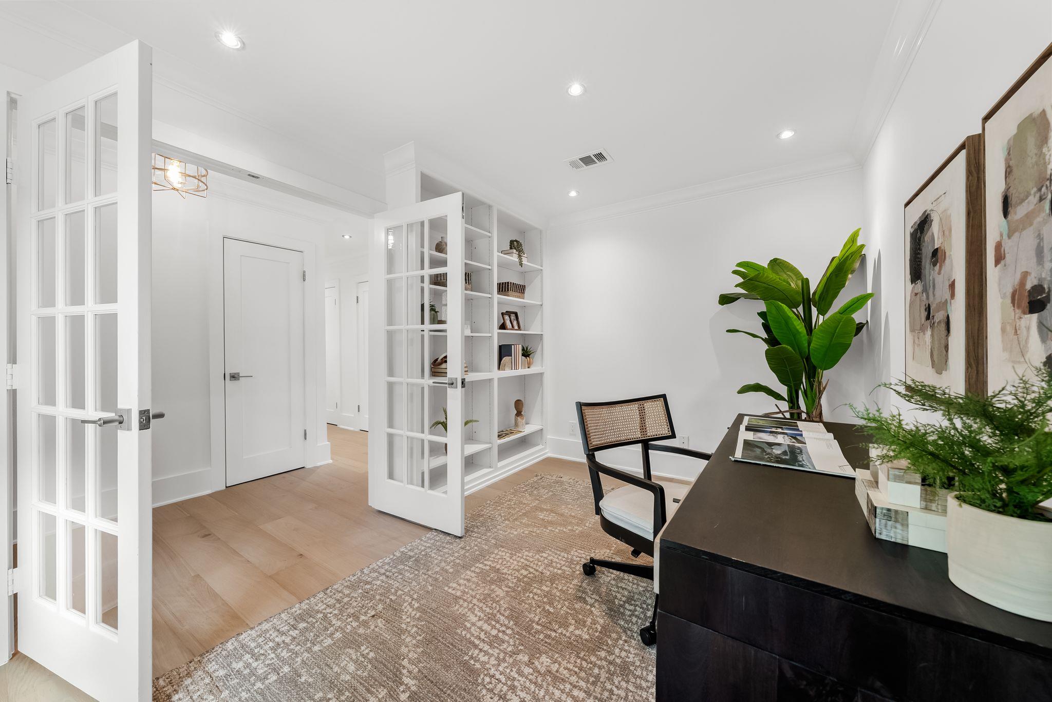 3415 Shinoak Drive Austin TX 78731