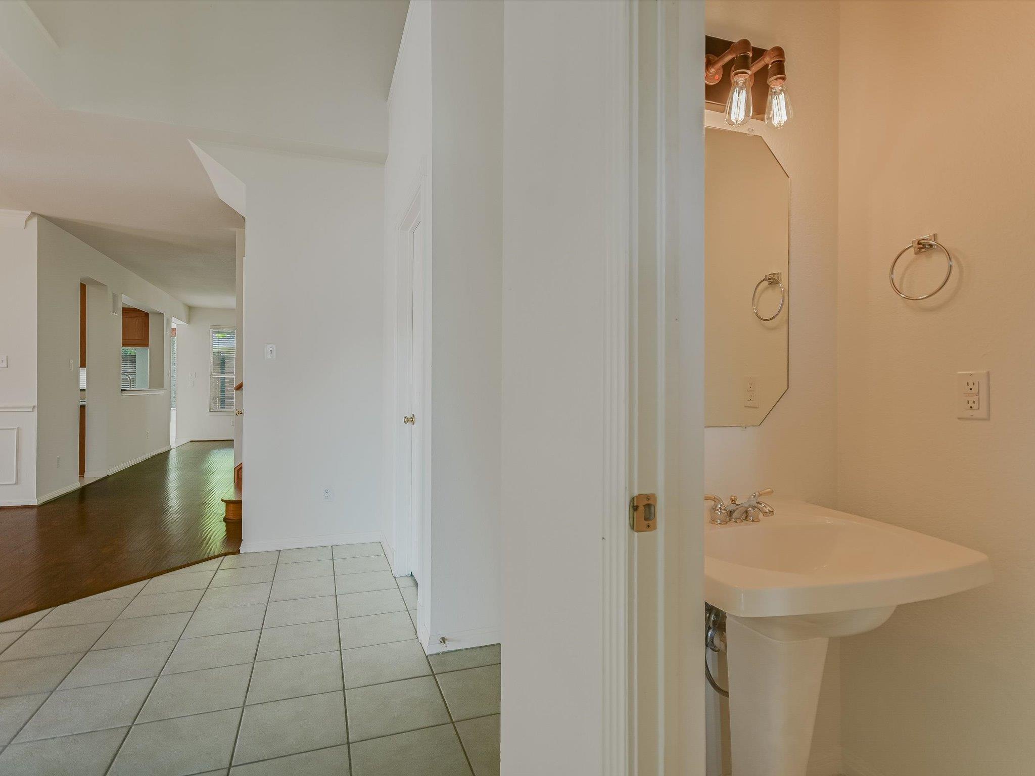 2007 Forest Hill Cove Round Rock TX 78665
