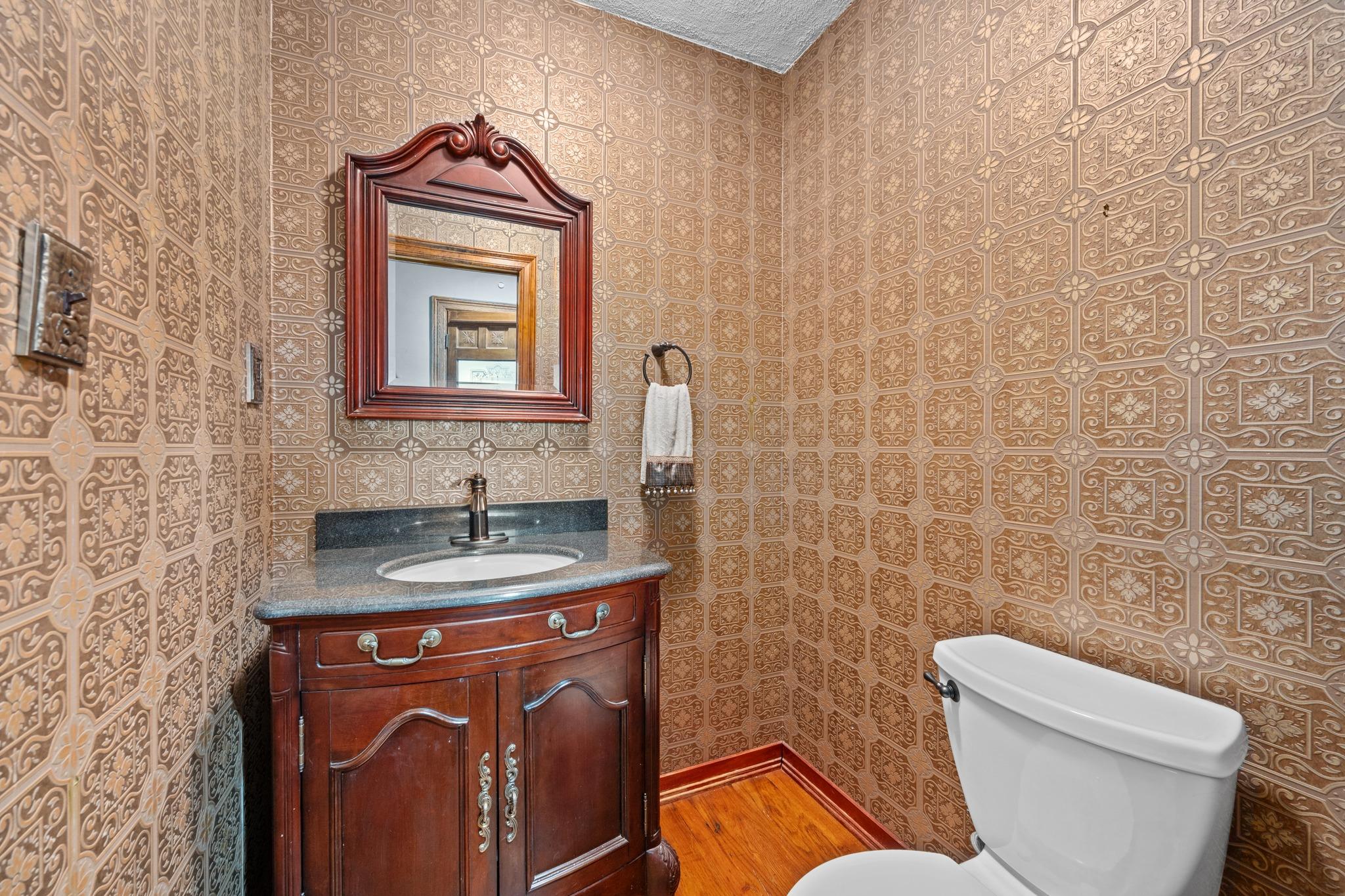 401 Crestview Drive Marble Falls TX 78654