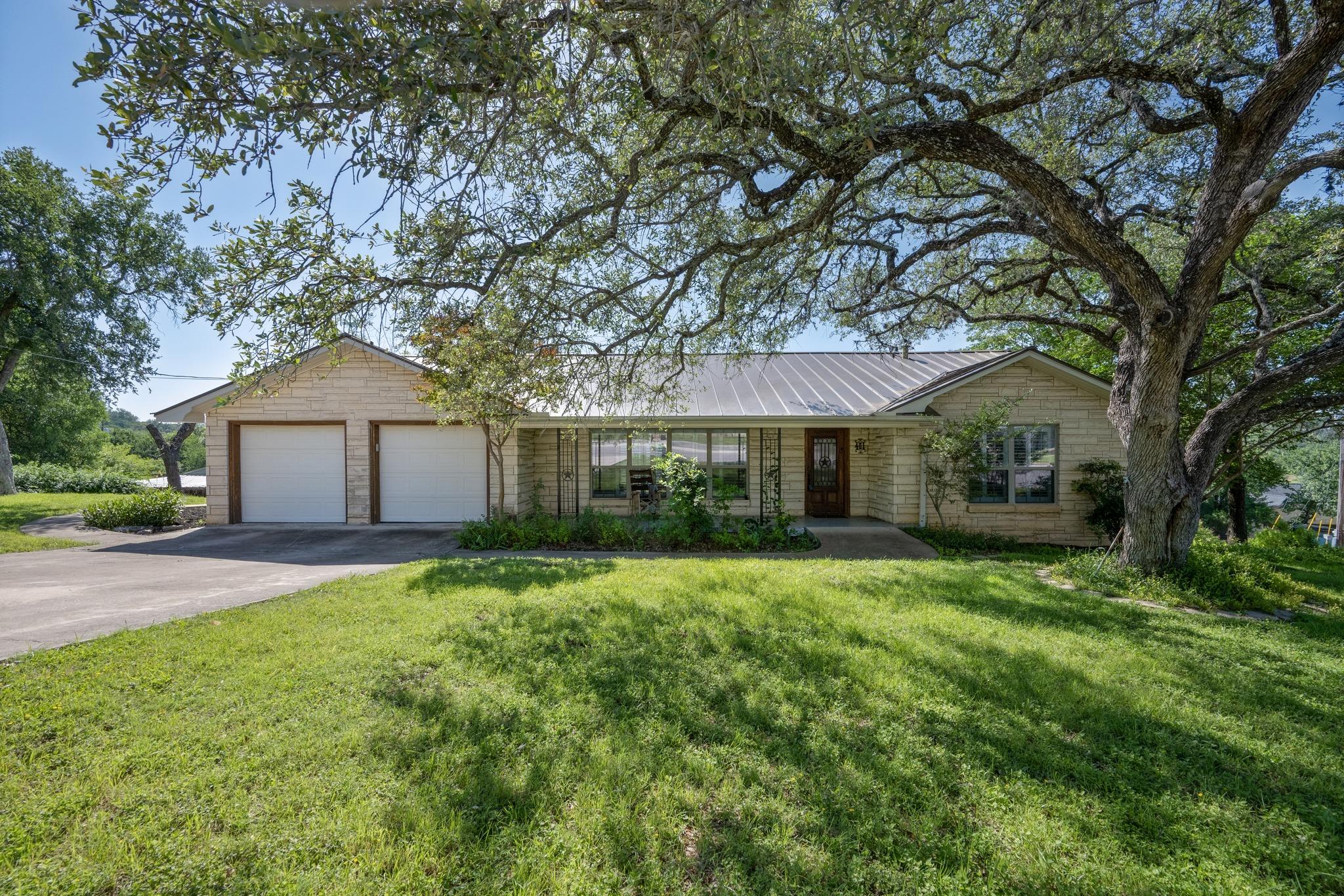 401 Crestview Drive Marble Falls TX 78654