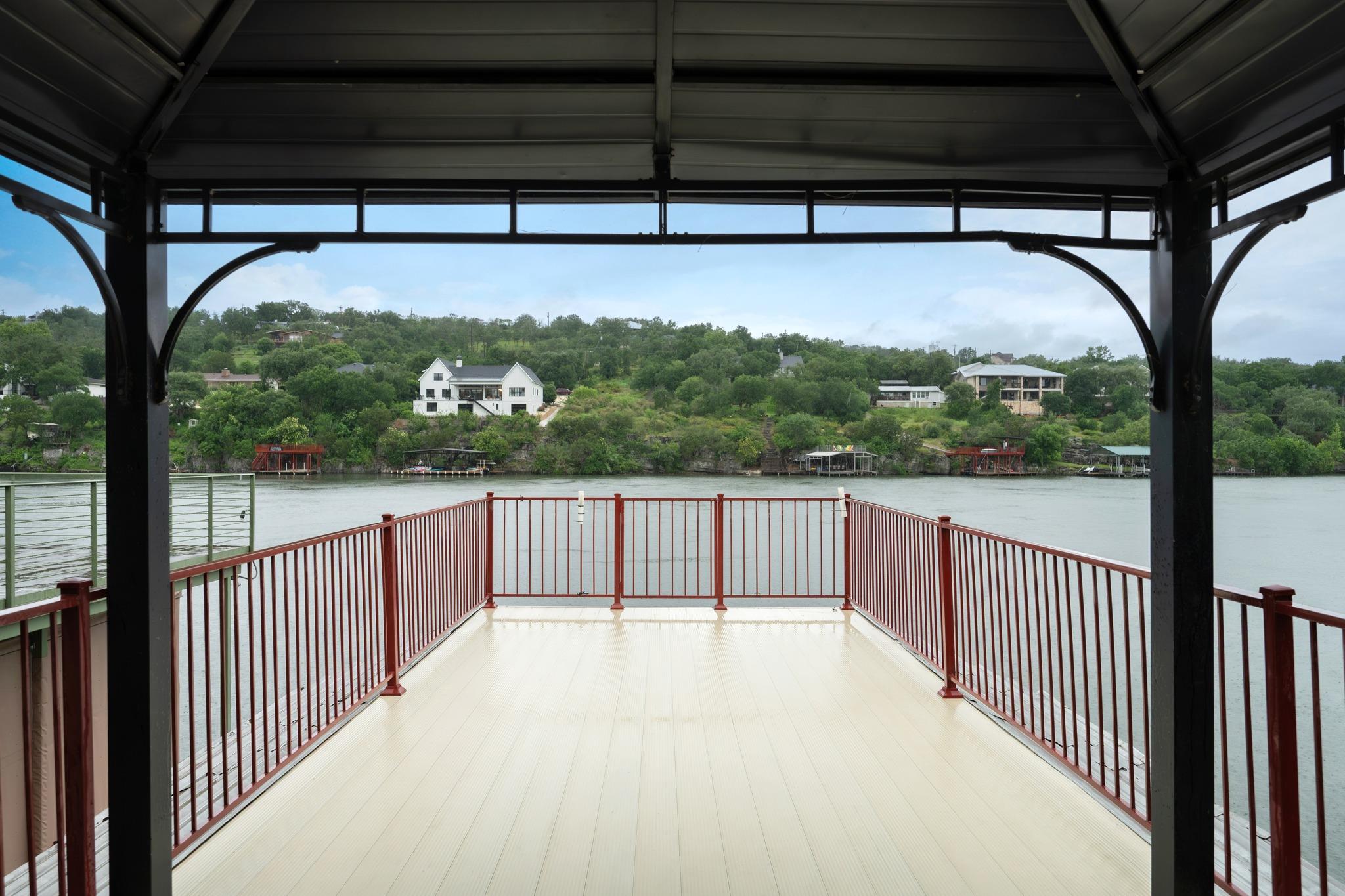 401 Crestview Drive Marble Falls TX 78654