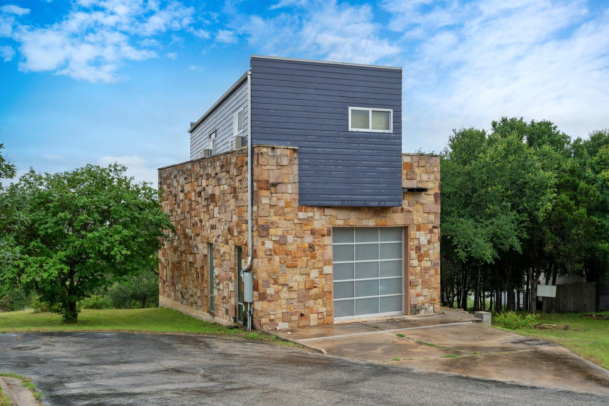 401 Crestview Drive Marble Falls TX 78654