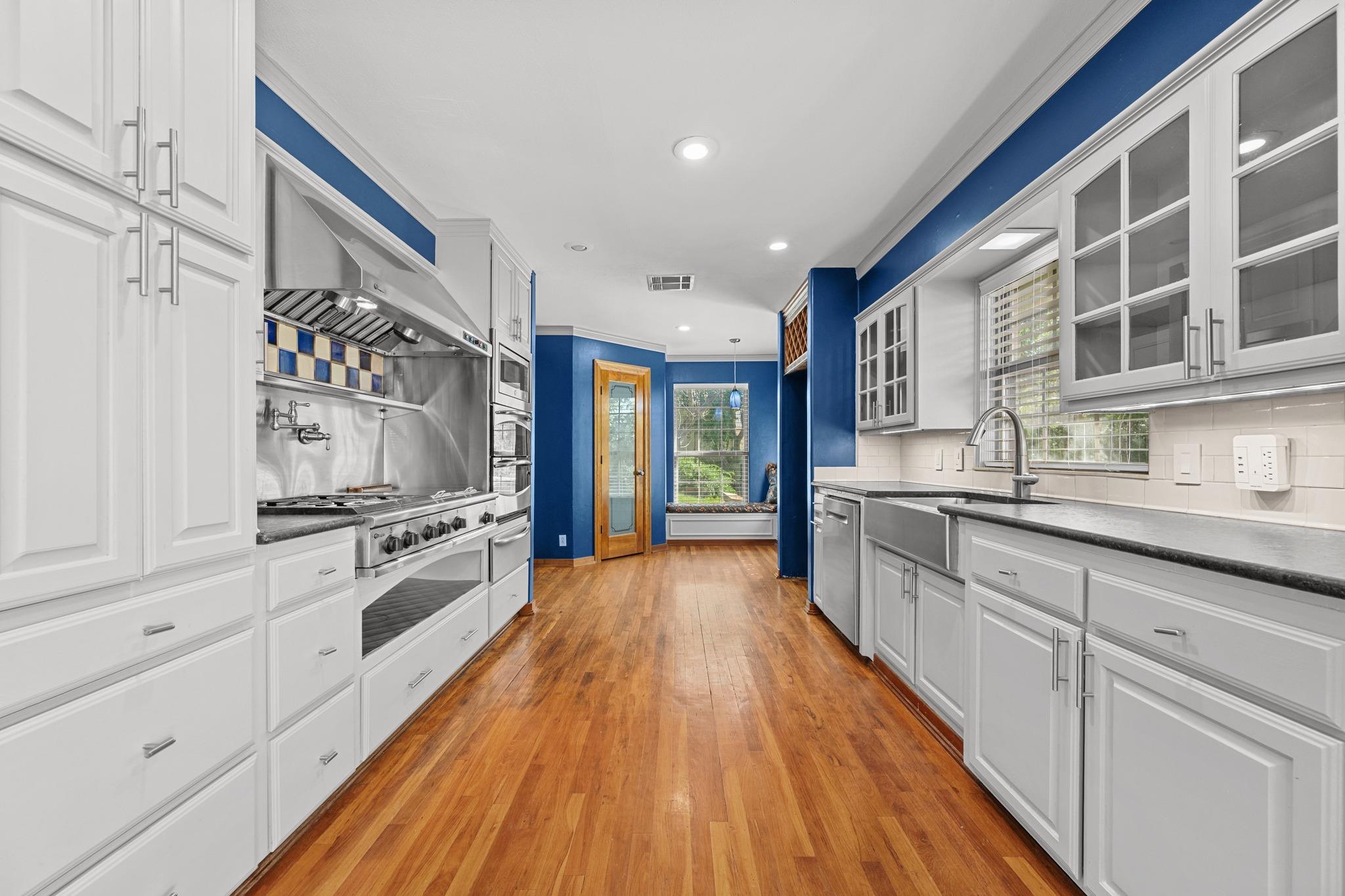 401 Crestview Drive Marble Falls TX 78654