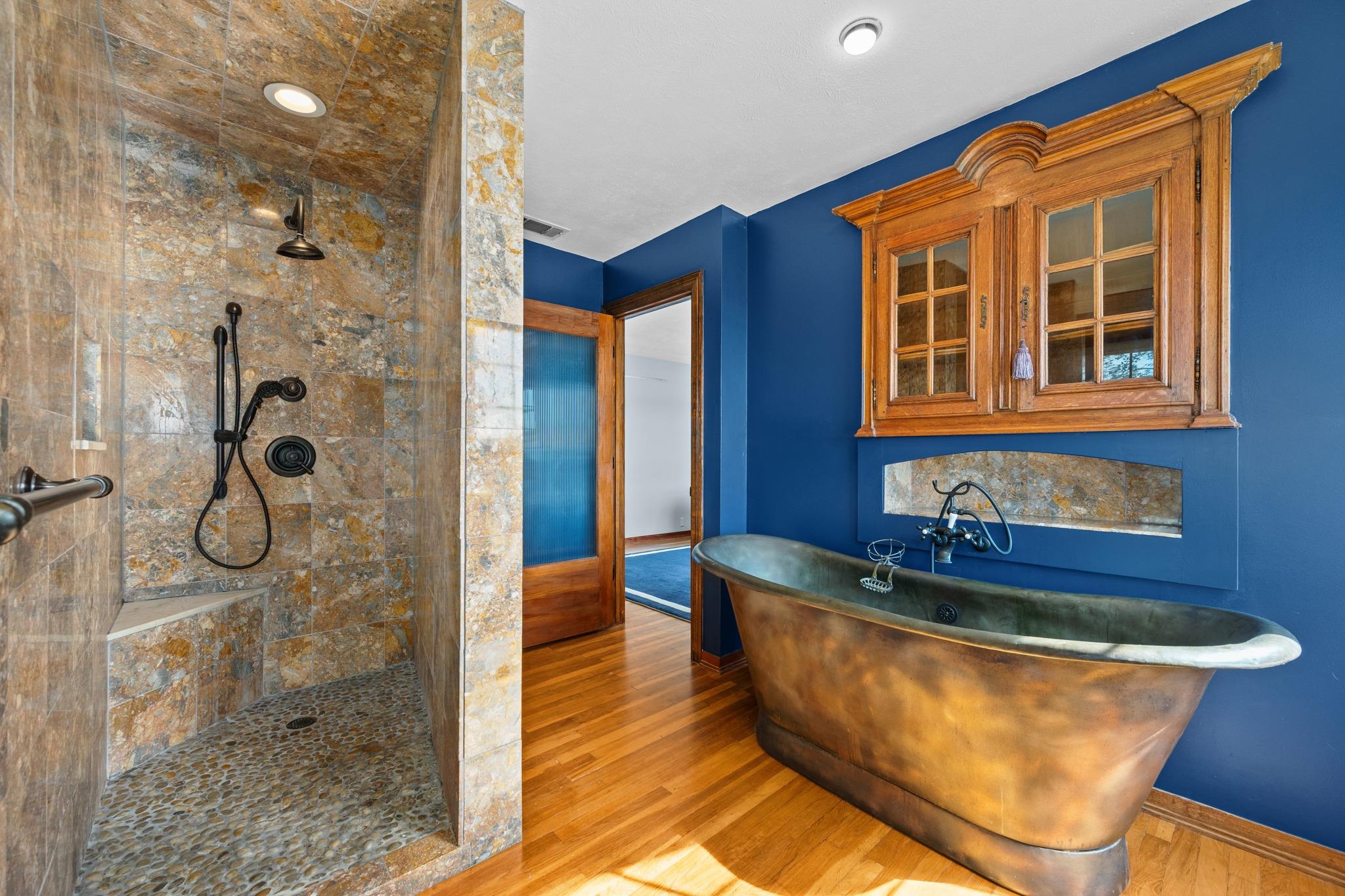 401 Crestview Drive Marble Falls TX 78654