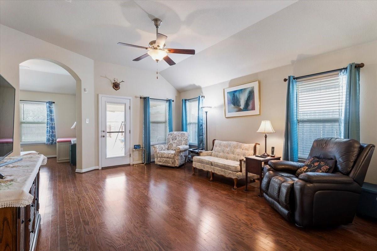 221 Joseph Drive Buda TX 78610