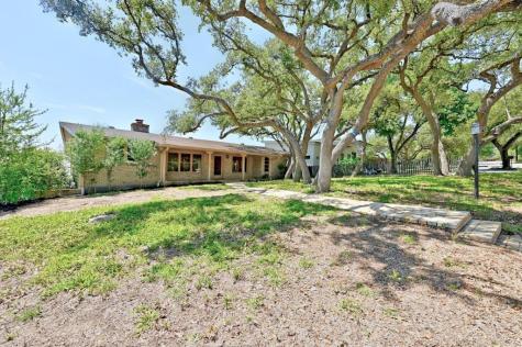 4809 Crestway Drive Austin TX 78731