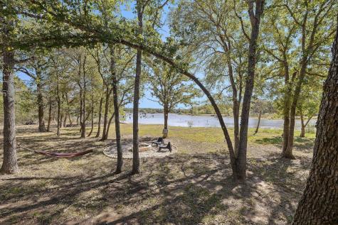 131 Moccasin Bend Drive Smithville TX 78957