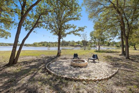 131 Moccasin Bend Drive Smithville TX 78957