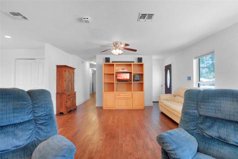 661 W South Street Bertram TX 78605
