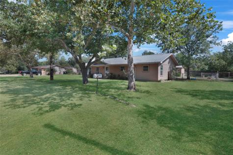 661 W South Street Bertram TX 78605
