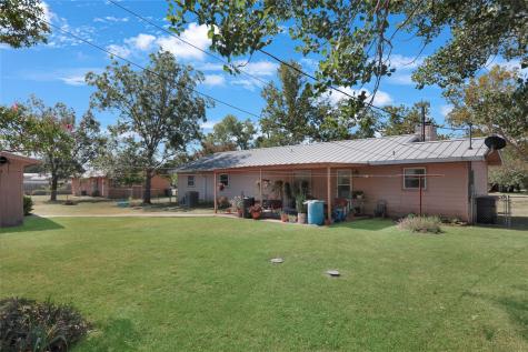 661 W South Street Bertram TX 78605