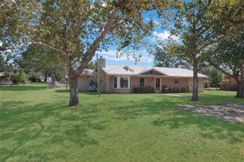 661 W South Street Bertram TX 78605