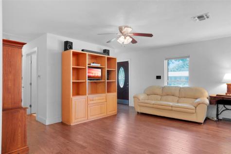 661 W South Street Bertram TX 78605