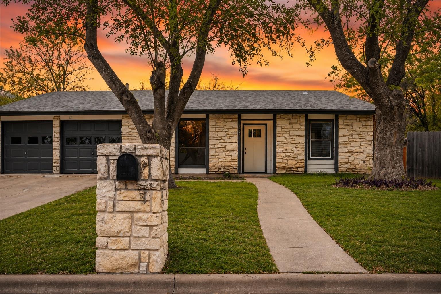 502 Pintail Lane Taylor TX 76574
