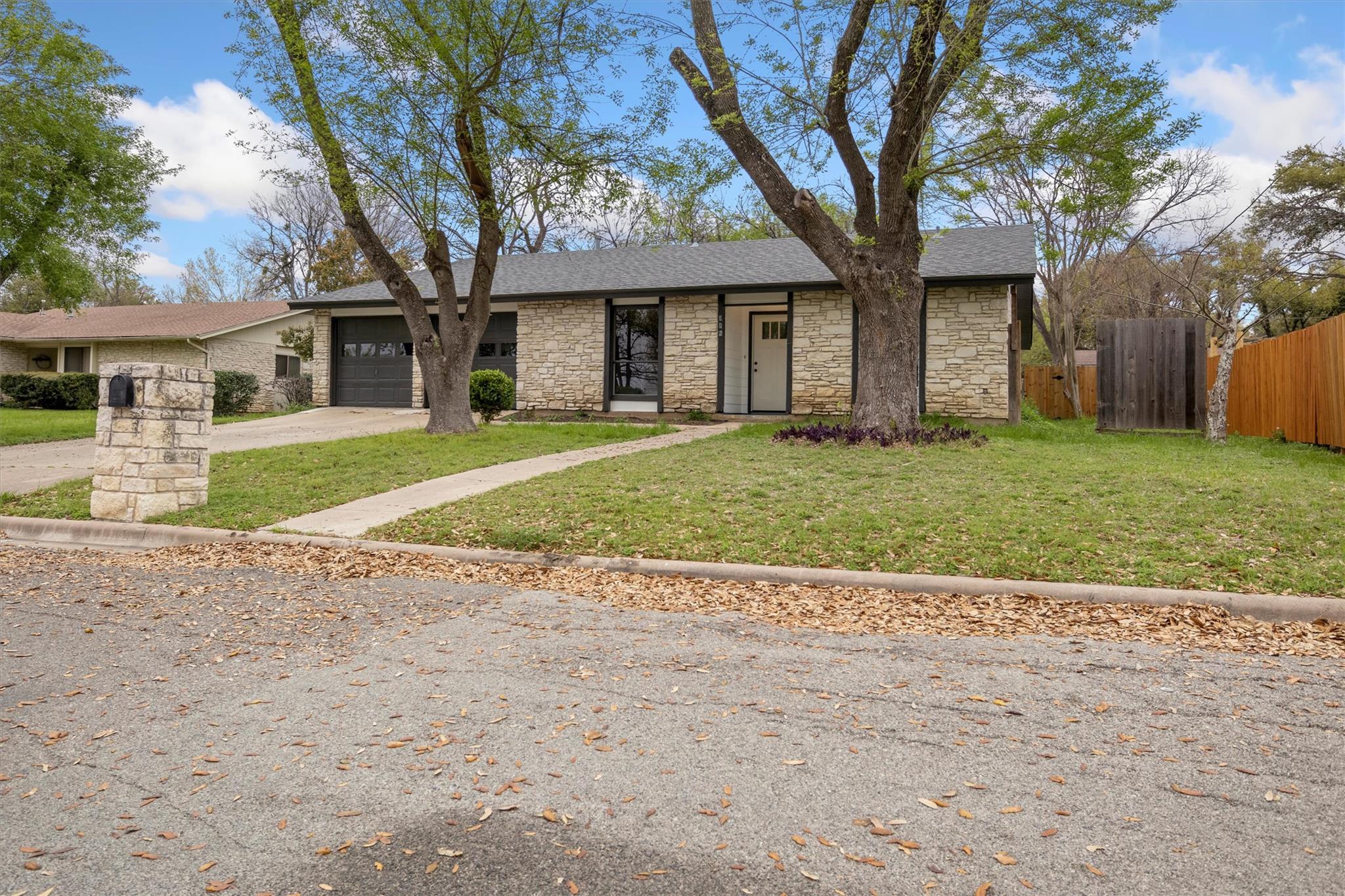 502 Pintail Lane Taylor TX 76574