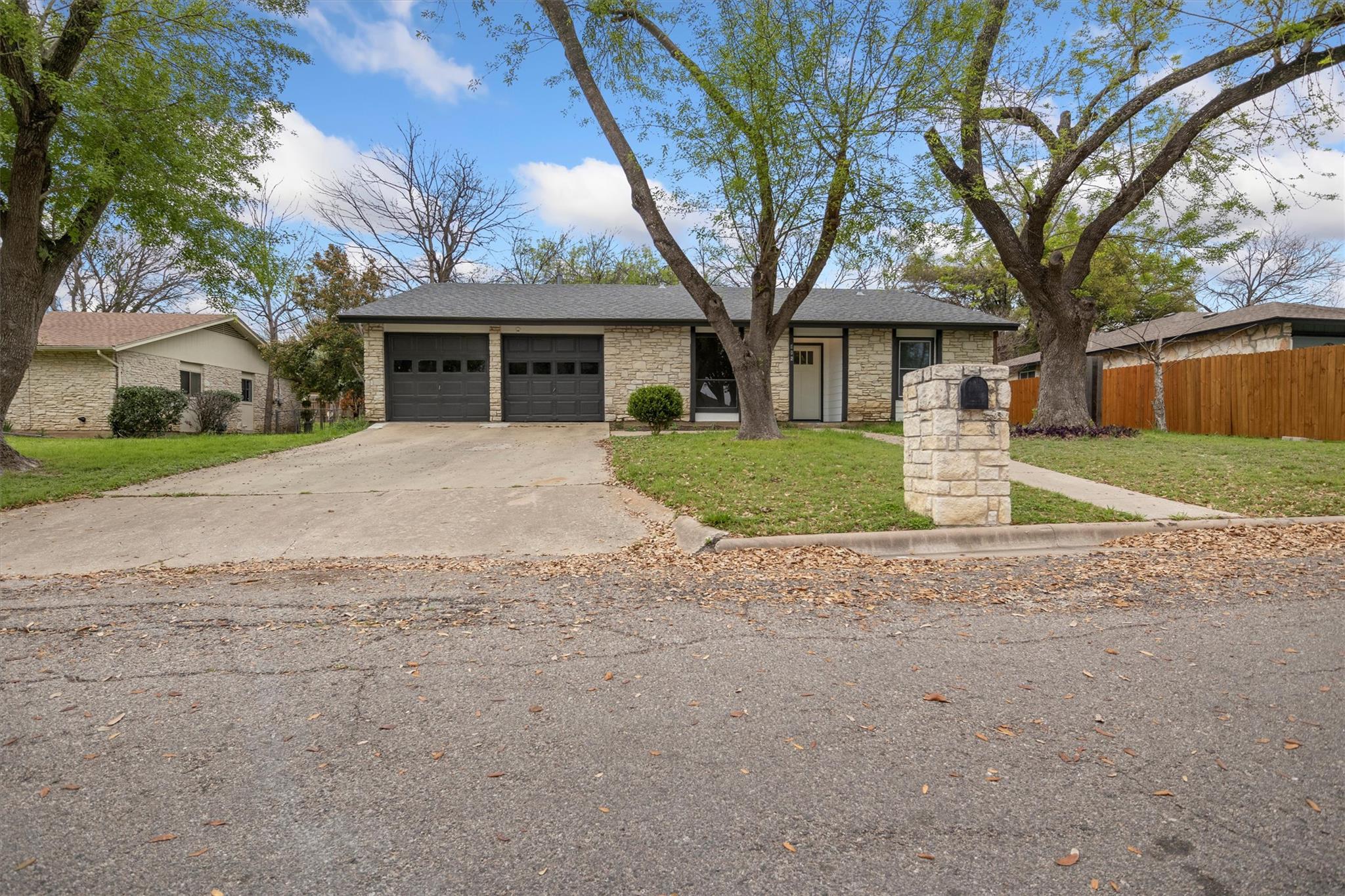 502 Pintail Lane Taylor TX 76574