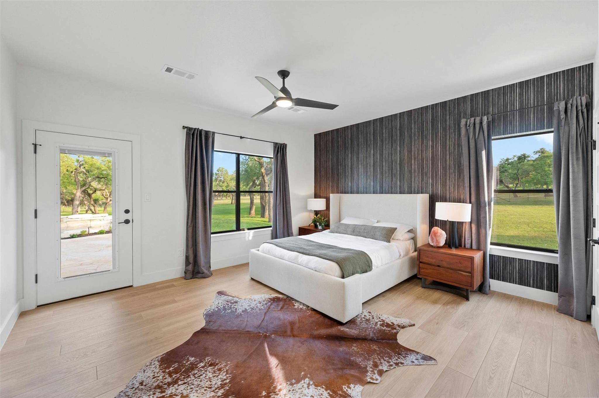 333 Stallion Lane Dripping Springs TX 78620