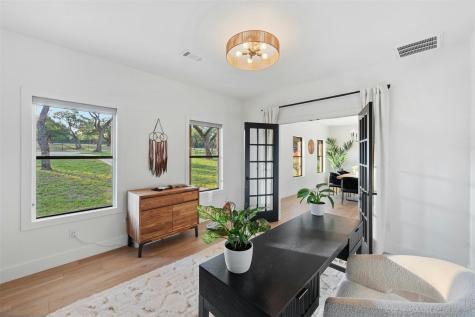 333 Stallion Lane Dripping Springs TX 78620