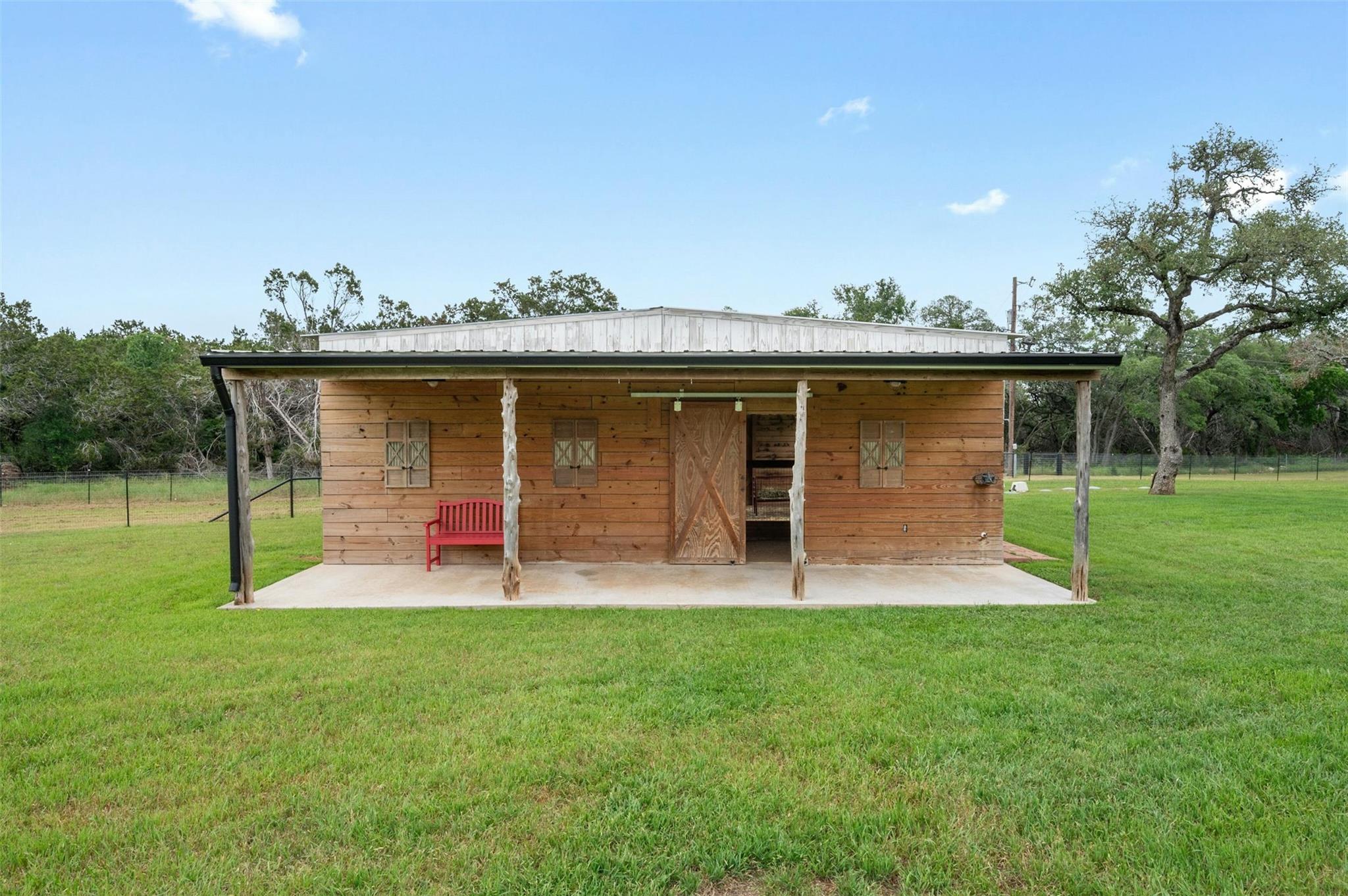 333 Stallion Lane Dripping Springs TX 78620