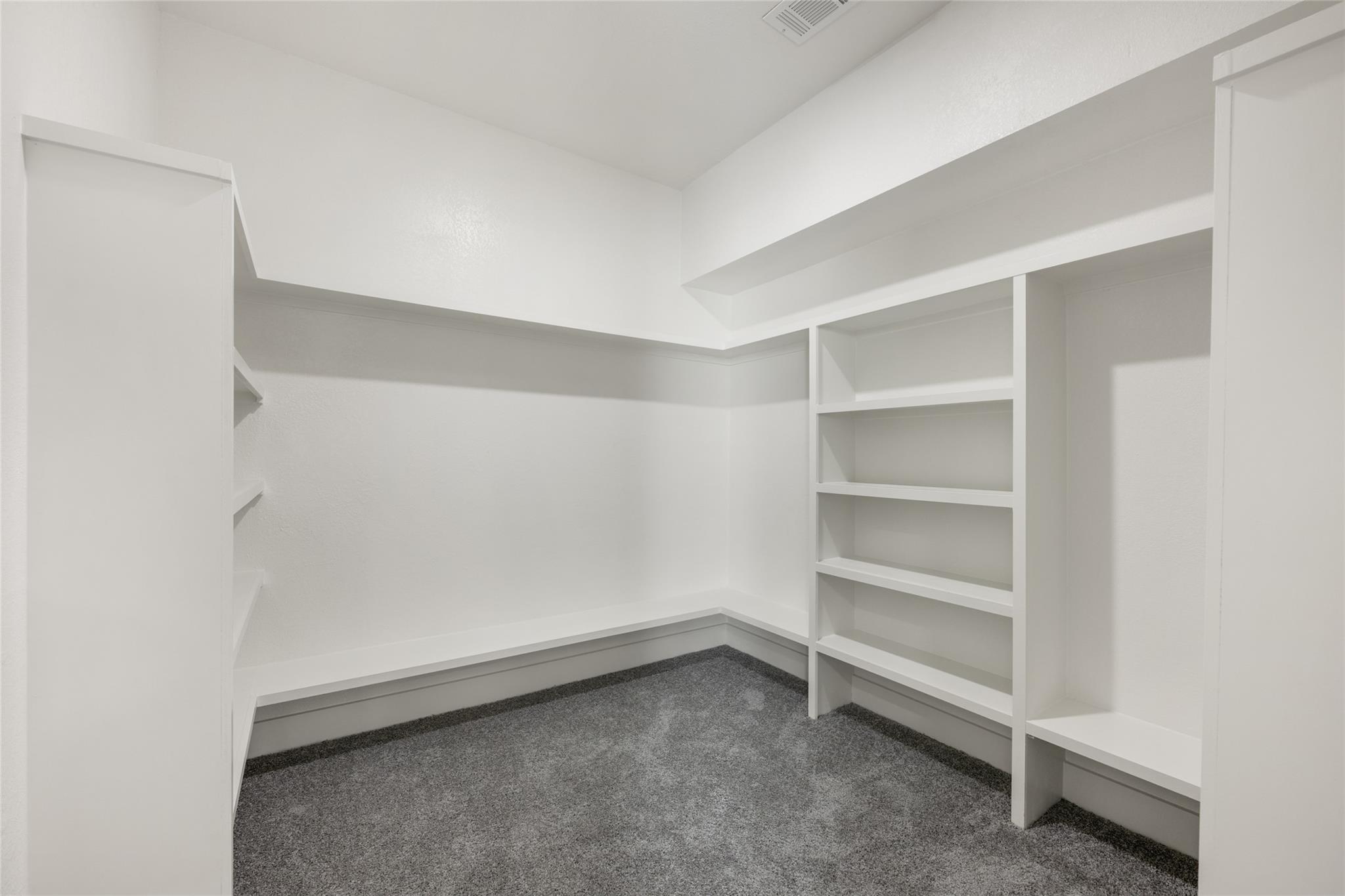 195 Bianca Circle Del Valle TX 78617