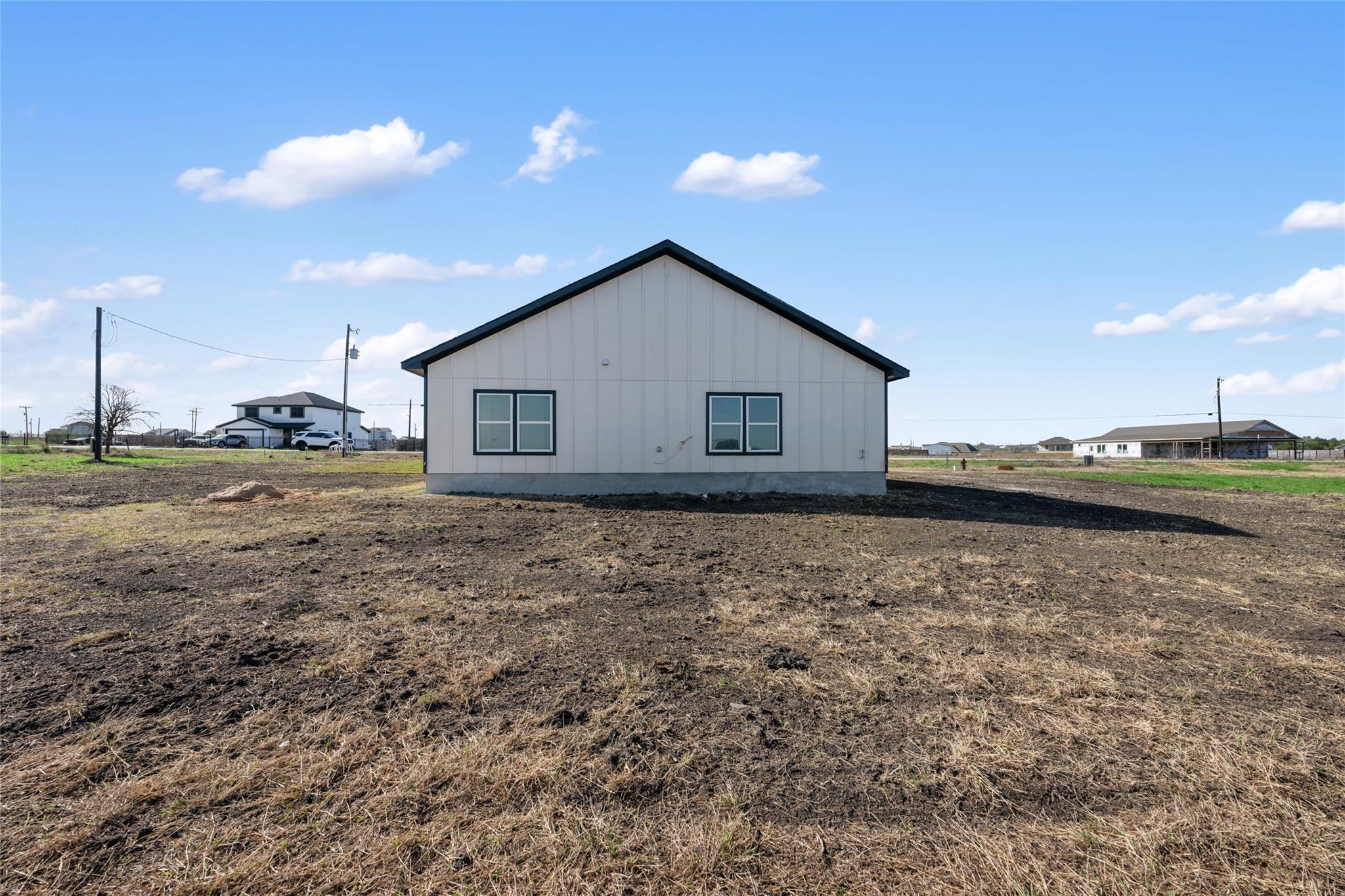 195 Bianca Circle Del Valle TX 78617