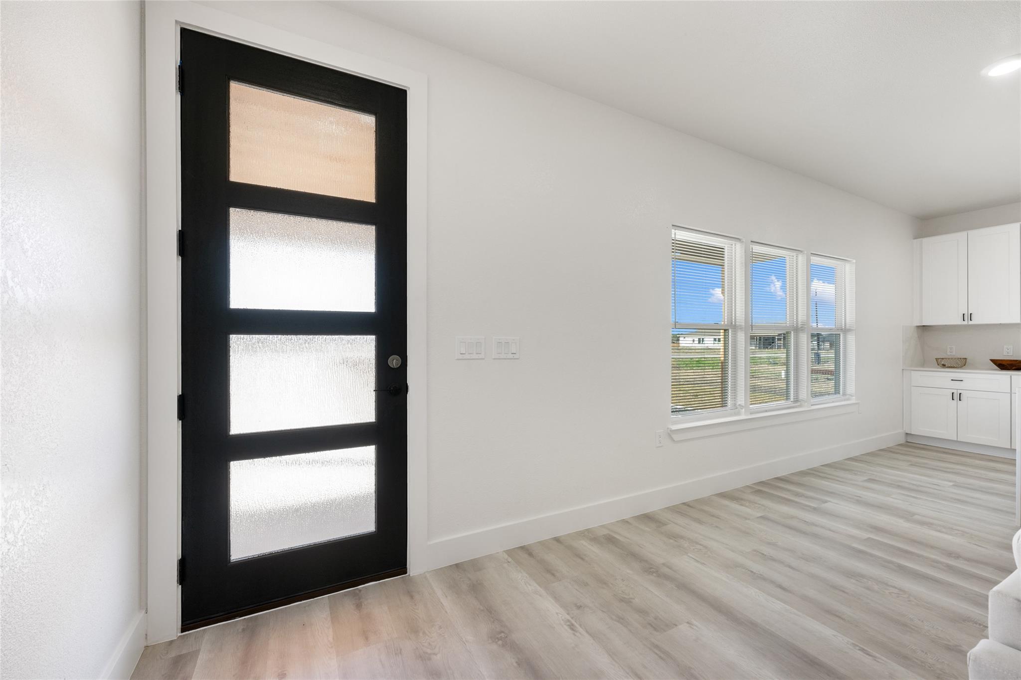 195 Bianca Circle Del Valle TX 78617
