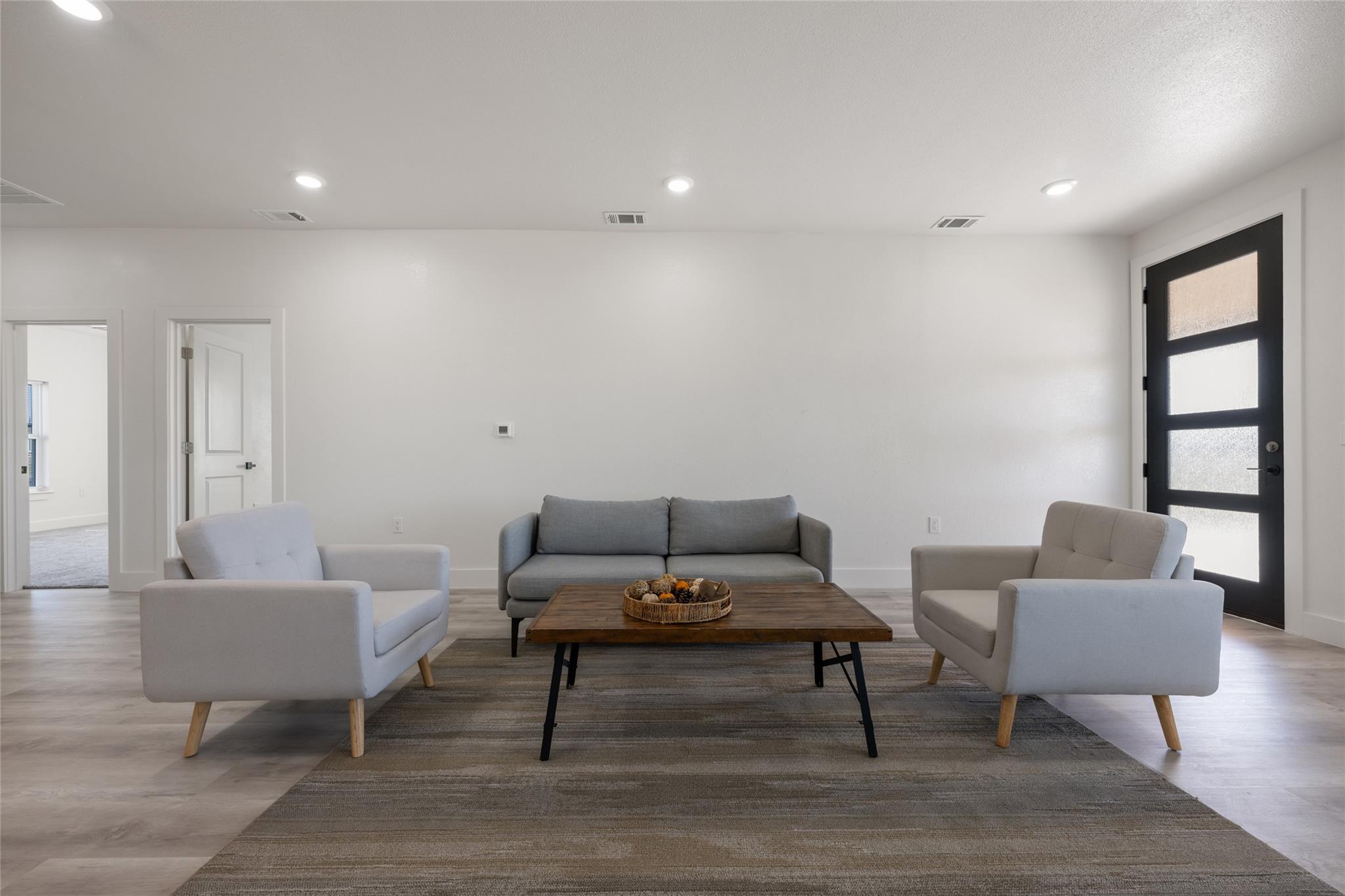 195 Bianca Circle Del Valle TX 78617