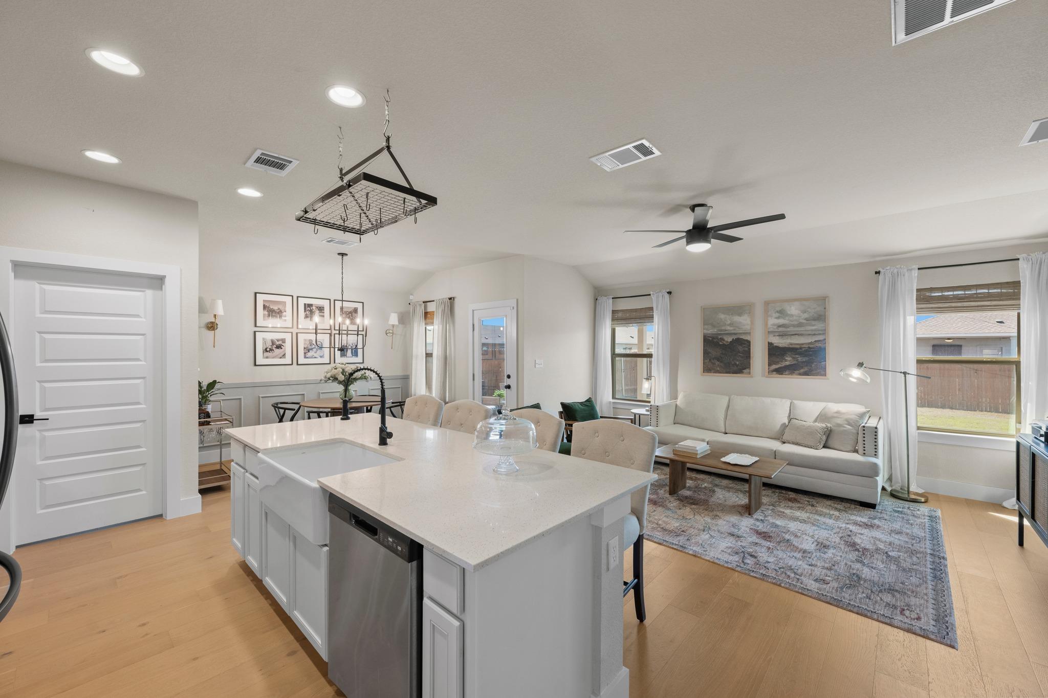 12425 Ostrich Trail Manor TX 78653
