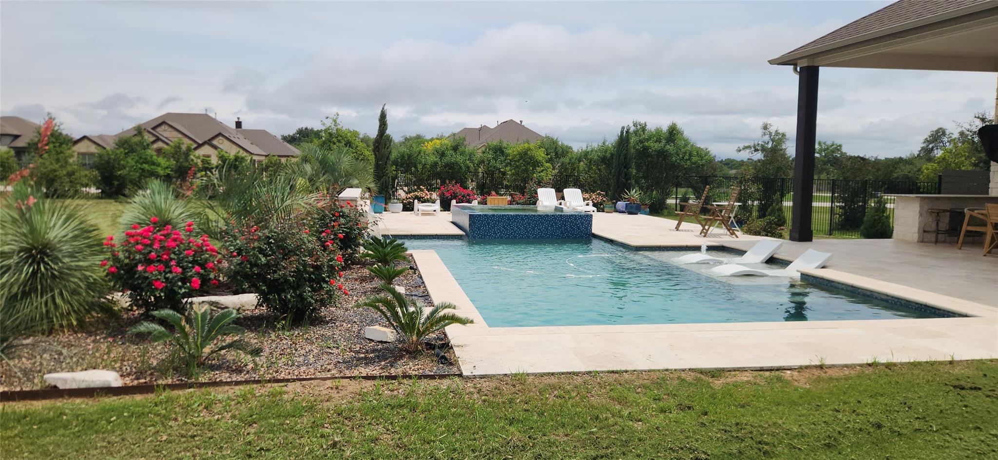 331 Linden Loop Driftwood TX 78619