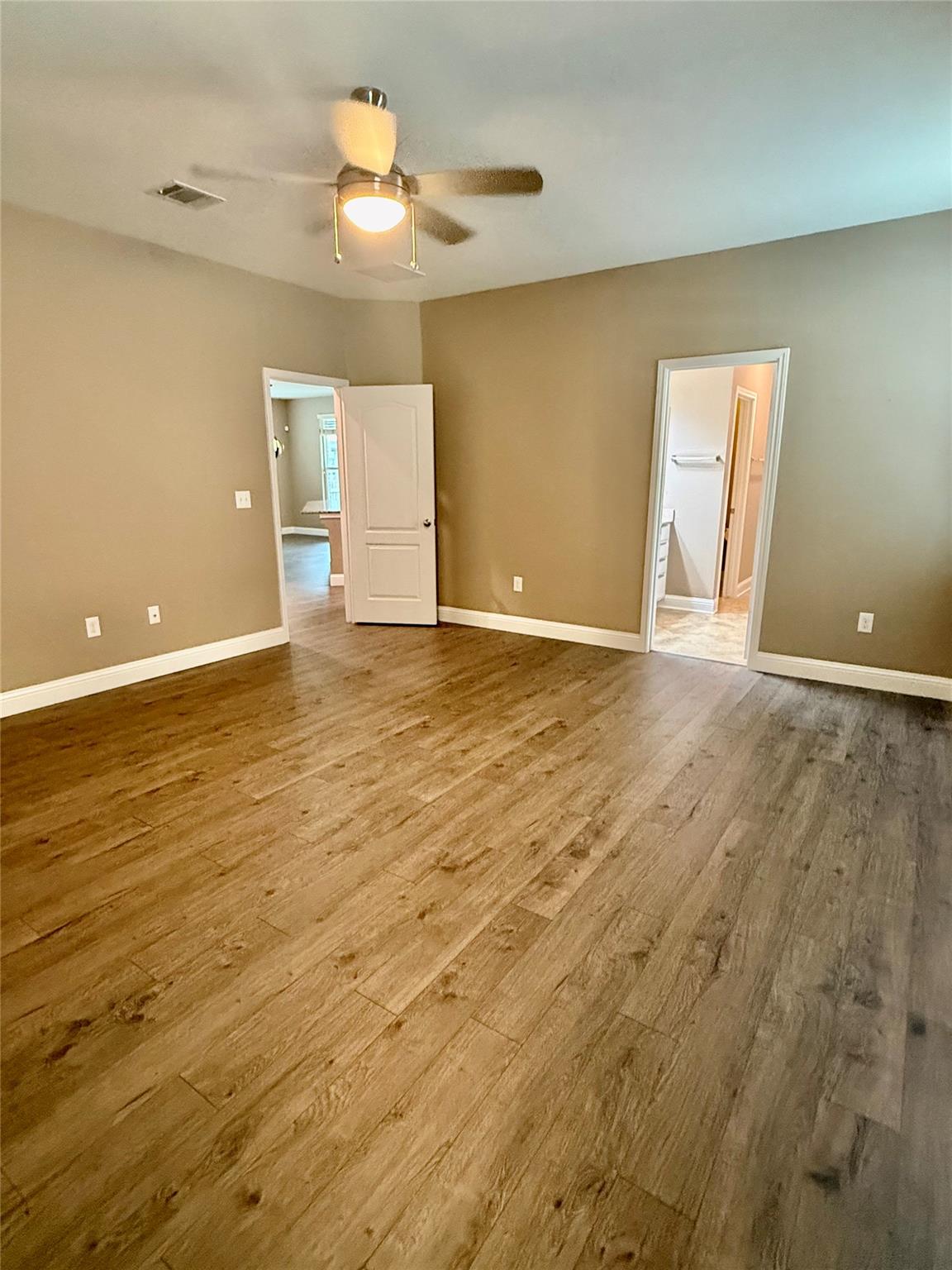 6904 Ondantra Bend Austin TX 78744