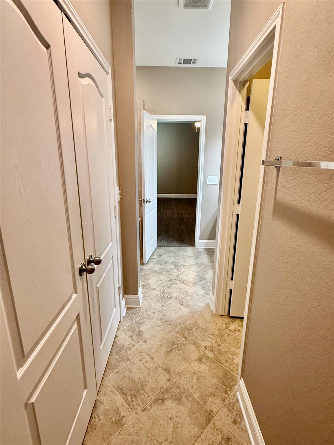 6904 Ondantra Bend Austin TX 78744