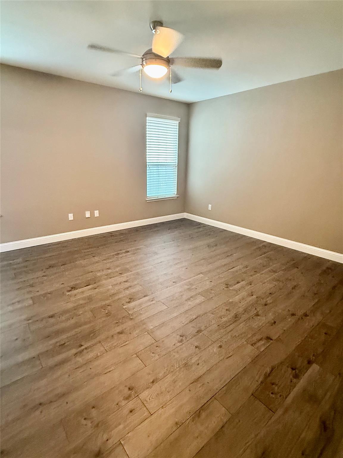 6904 Ondantra Bend Austin TX 78744