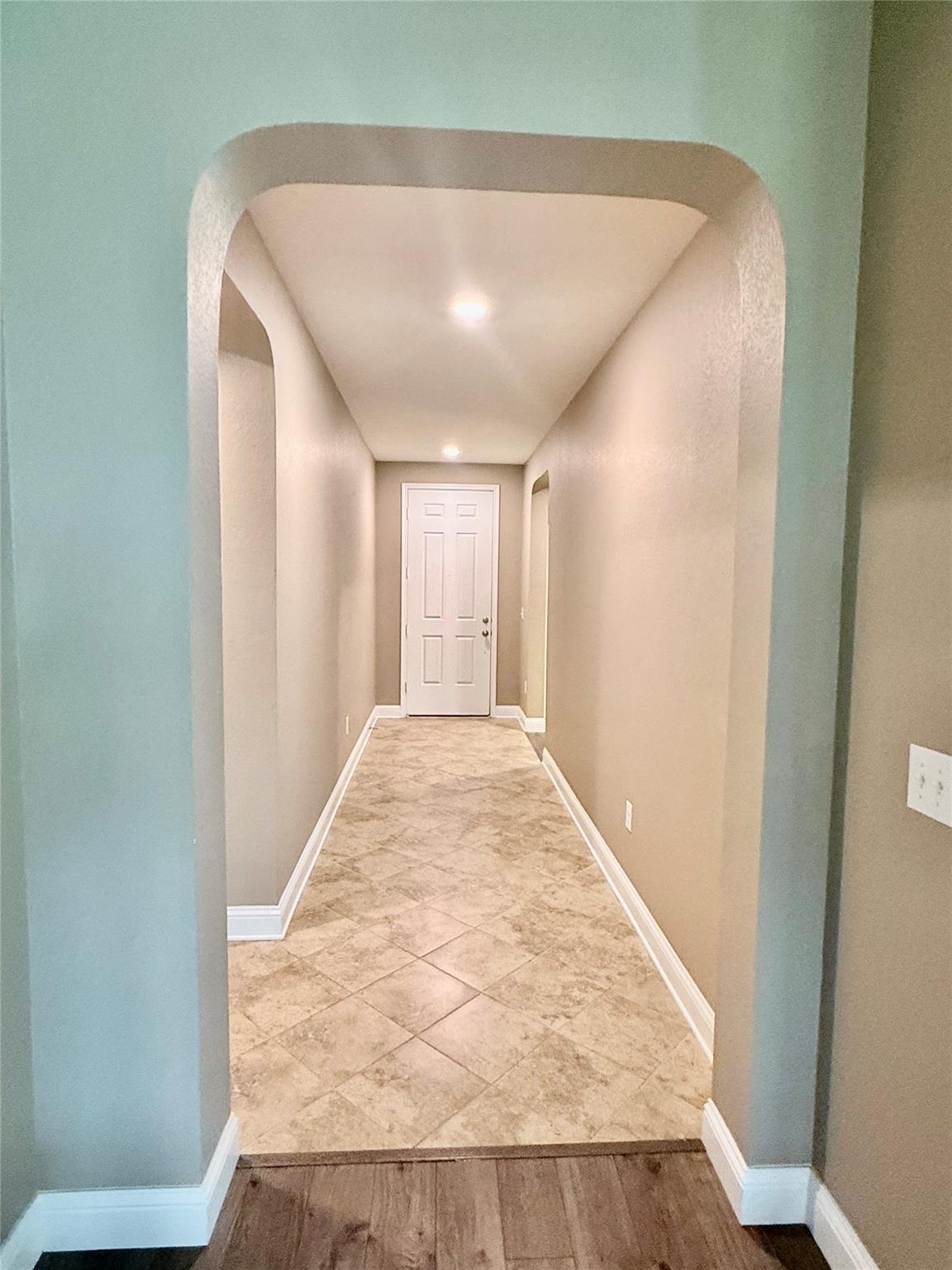 6904 Ondantra Bend Austin TX 78744