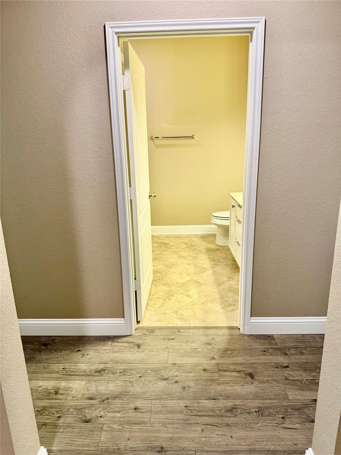 6904 Ondantra Bend Austin TX 78744