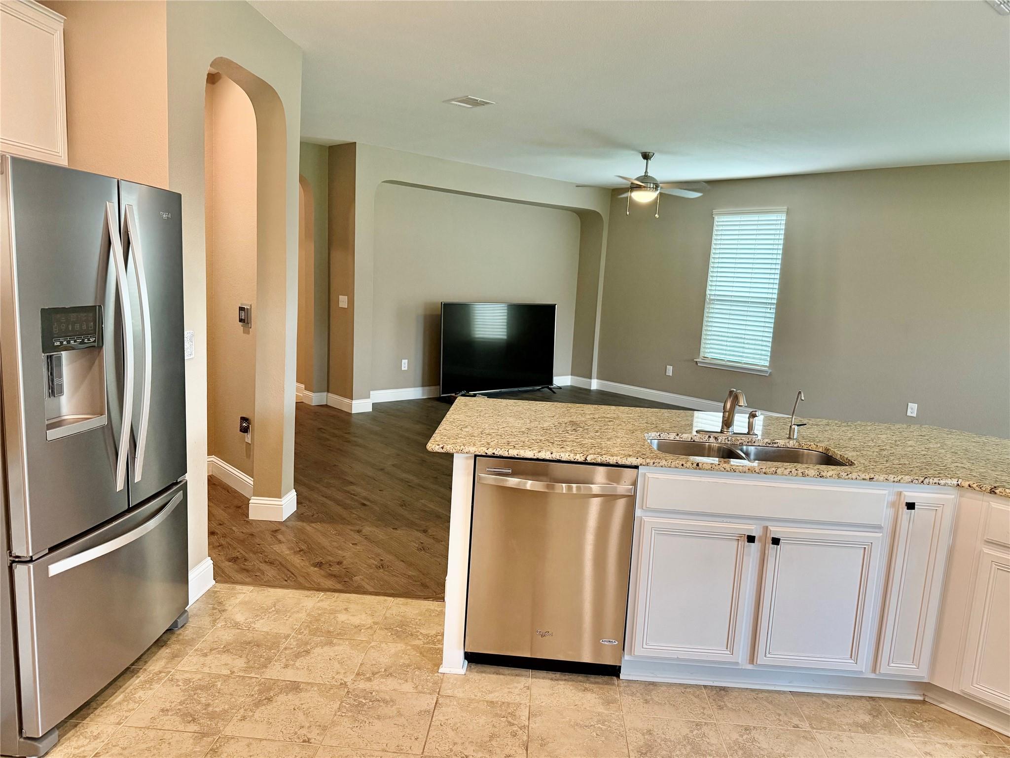 6904 Ondantra Bend Austin TX 78744