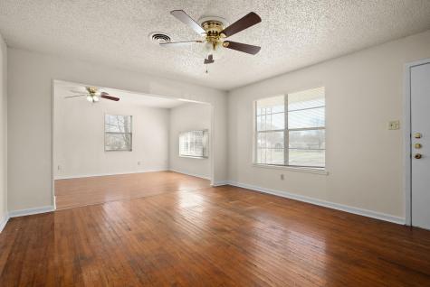 302 Easy Street Copperas Cove TX 76522