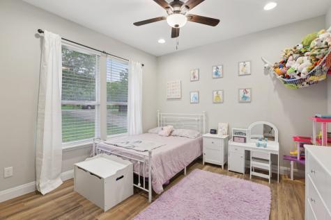 112 Twin Lakes Lane Bastrop TX 78602