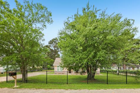 112 Twin Lakes Lane Bastrop TX 78602